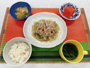 高齢者施設のお食事　薬膳の日【夏バテしないカラダをつくる】